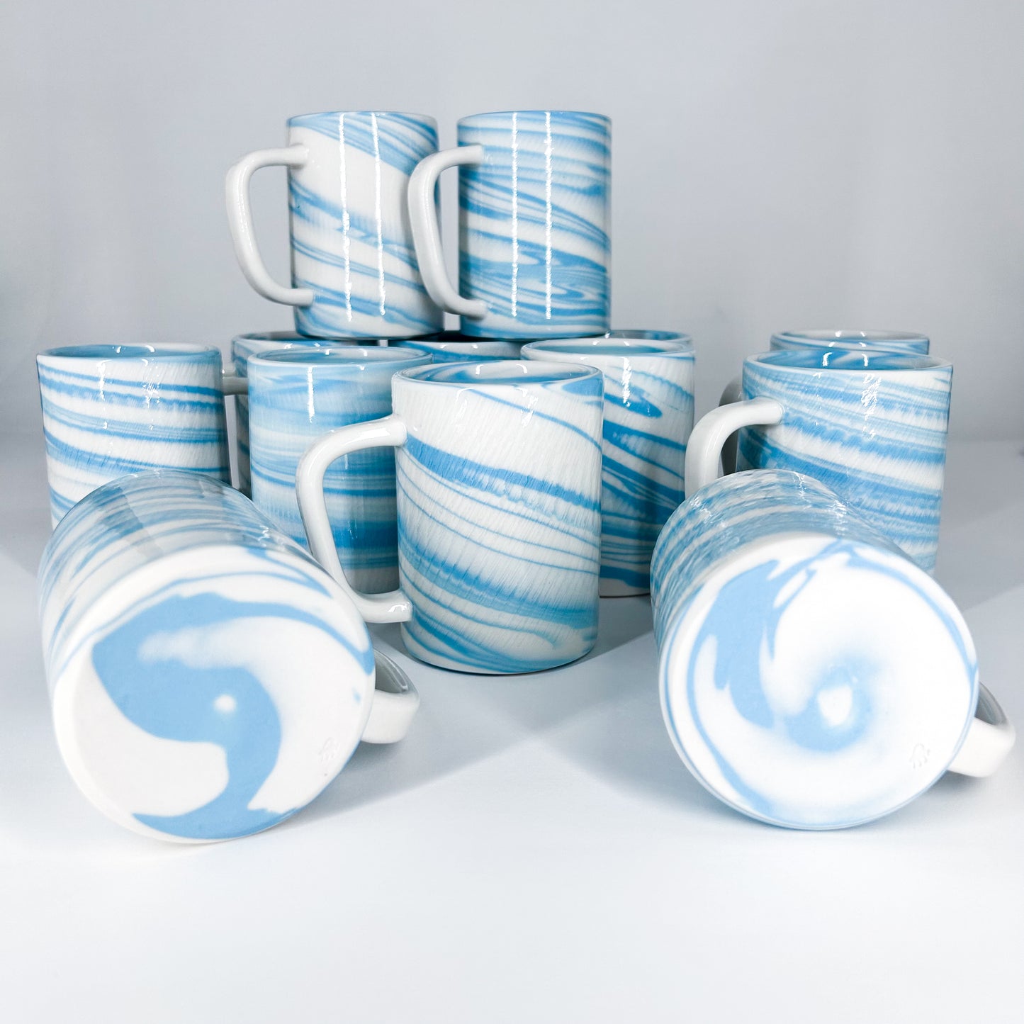 Sky Blue and White Marbled Porcelain Large Mug